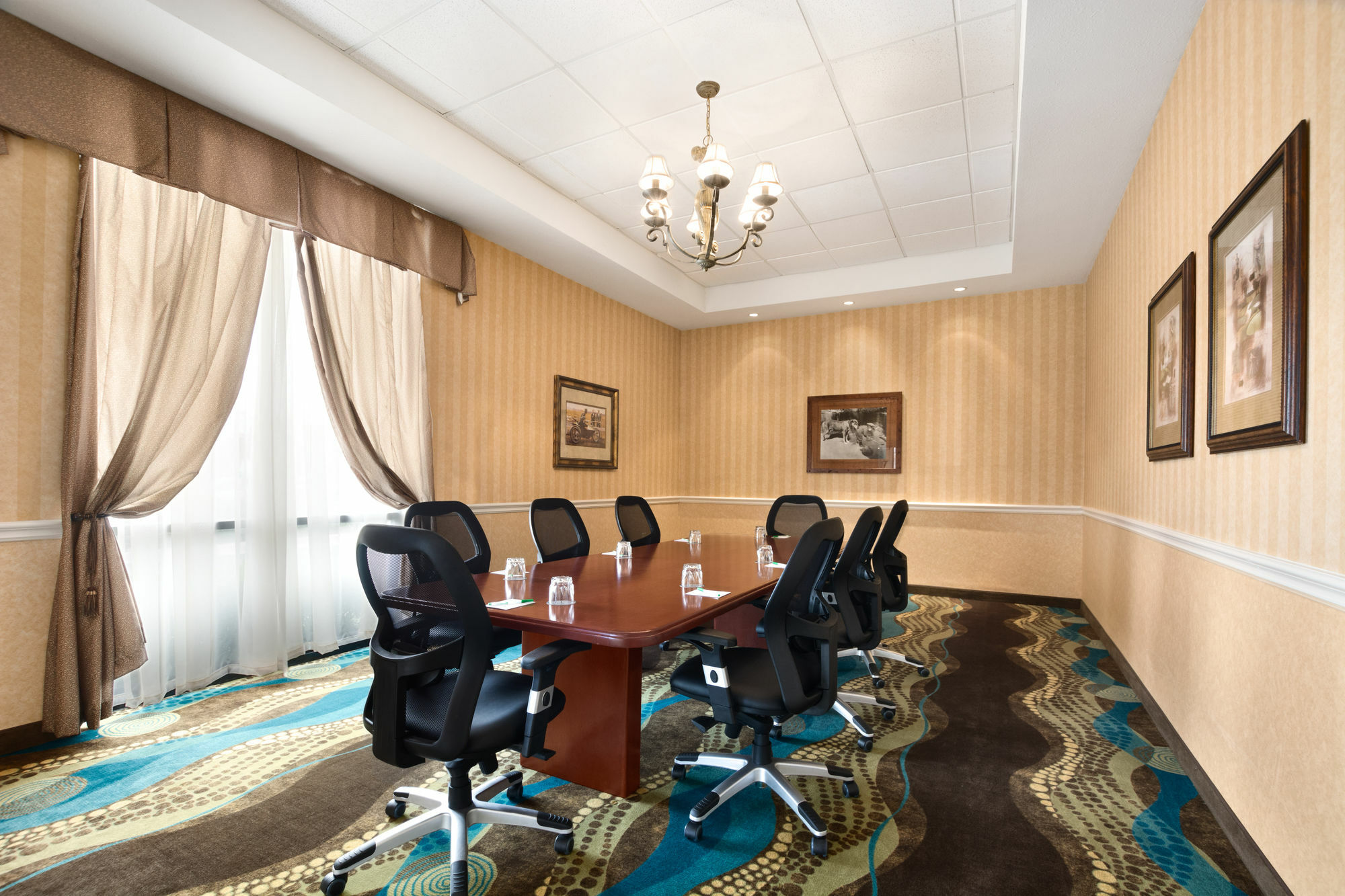 Hotel Wyndham Garden Wichita Downtown Esterno foto